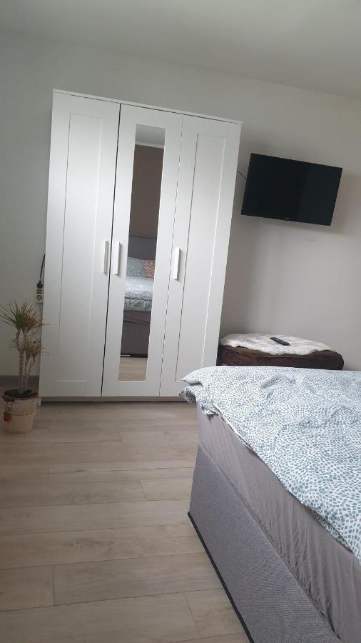 Boardingappartement Windeckblick, Ruhige, Zentrale Lage Mit Grossem Suedbalkon Bühl Екстериор снимка